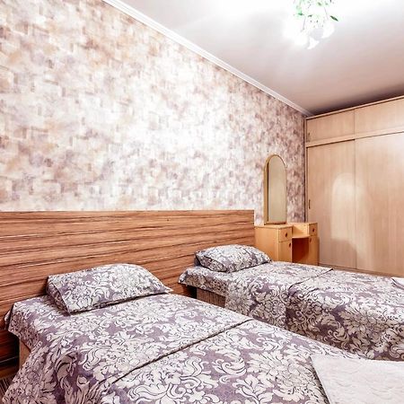 411 Lighthouse Apartments Arbat - Traveler'S Choice Almaty Bagian luar foto