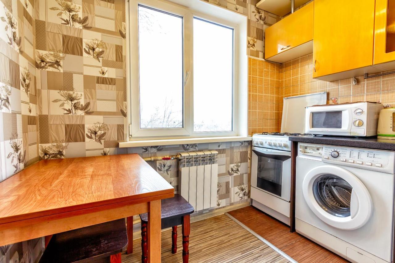 411 Lighthouse Apartments Arbat - Traveler'S Choice Almaty Bagian luar foto