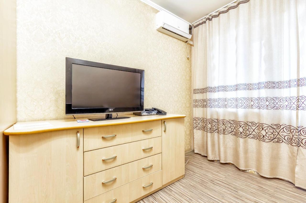 411 Lighthouse Apartments Arbat - Traveler'S Choice Almaty Bagian luar foto